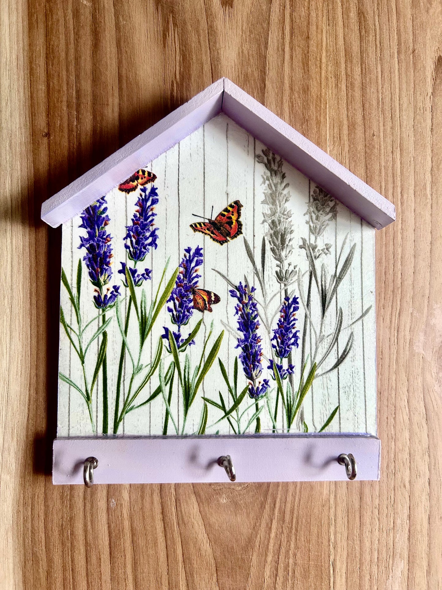Lavendar Hut Keyholder | Wall Key hanger for gifting | with 3 hooks