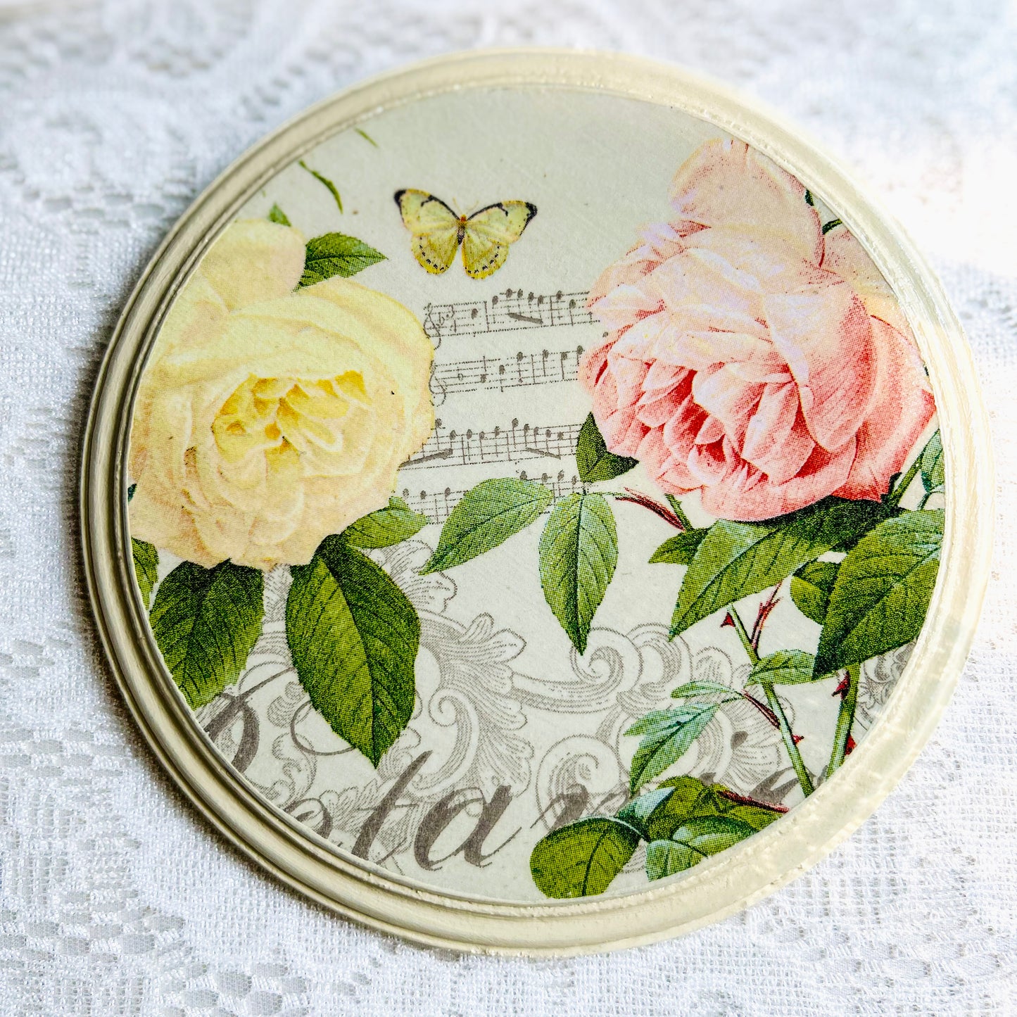 Round Wall Plates | Yellow Wall Decor - Vintage Yellow Dream