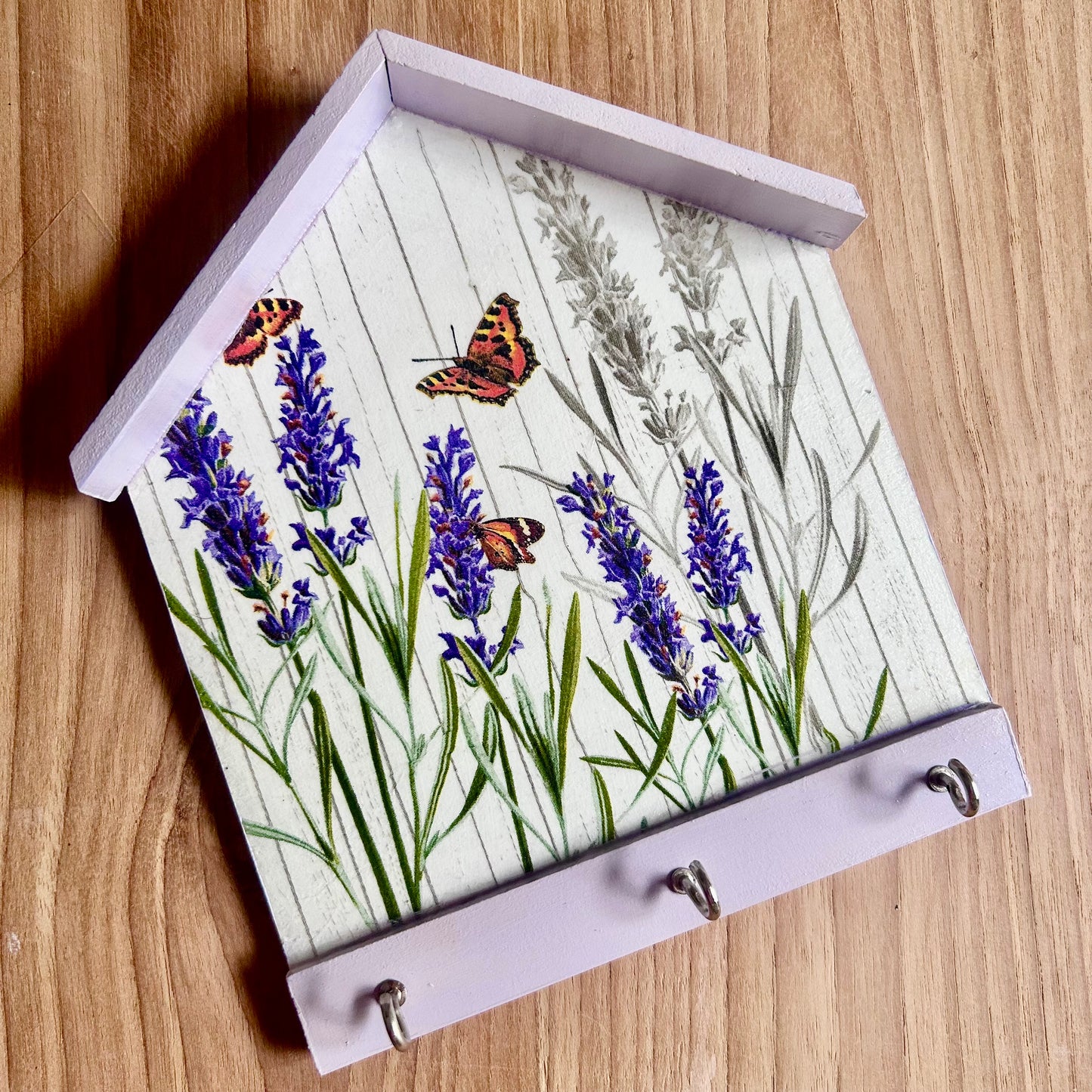 Lavendar Hut Keyholder | Wall Key hanger for gifting | with 3 hooks