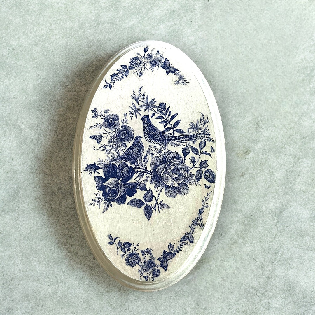 Porcelain bird print wooden wall plate