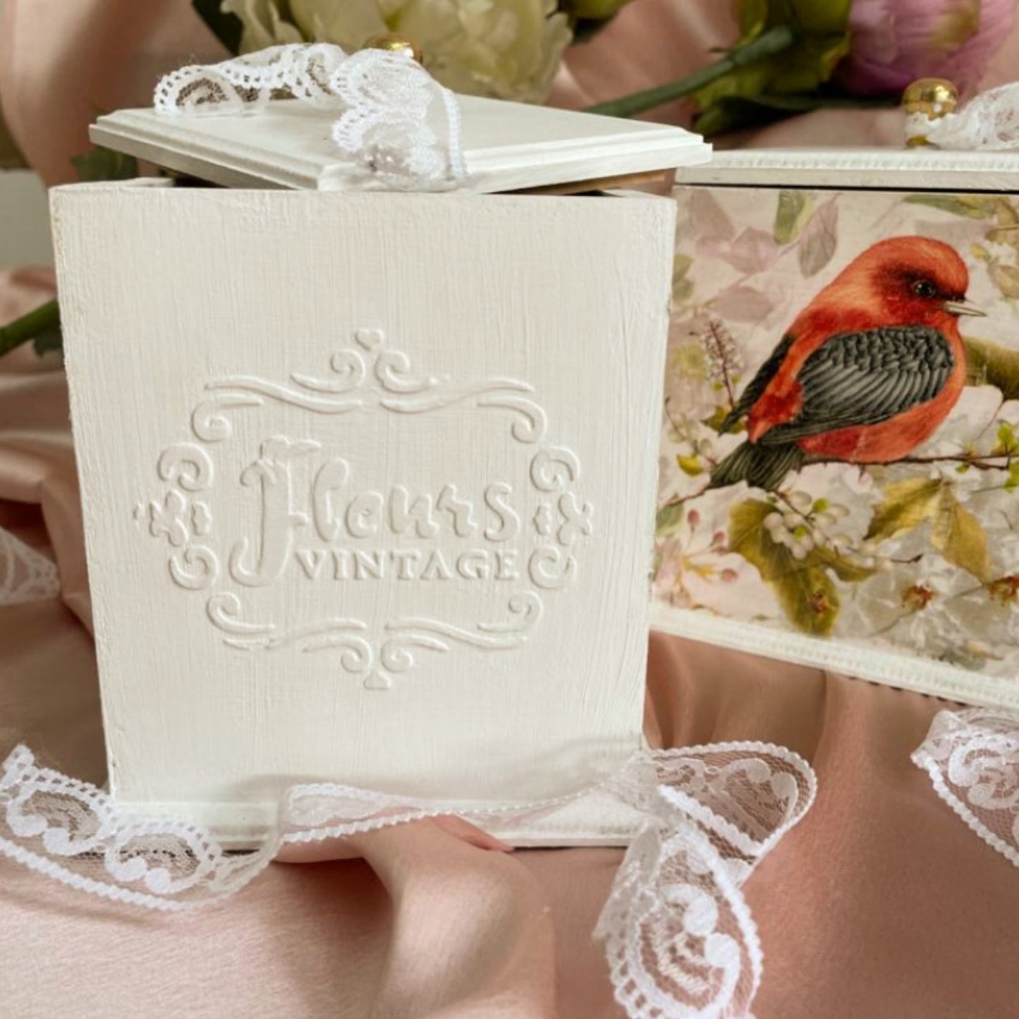 Vintage style wooden jar