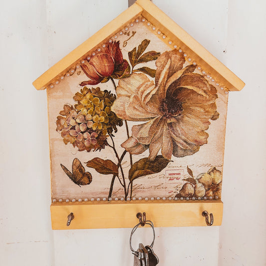 Hut Keyholder | Wall Key hanger for gifting | with 3 hooks | Beige Floral | Wall Decor