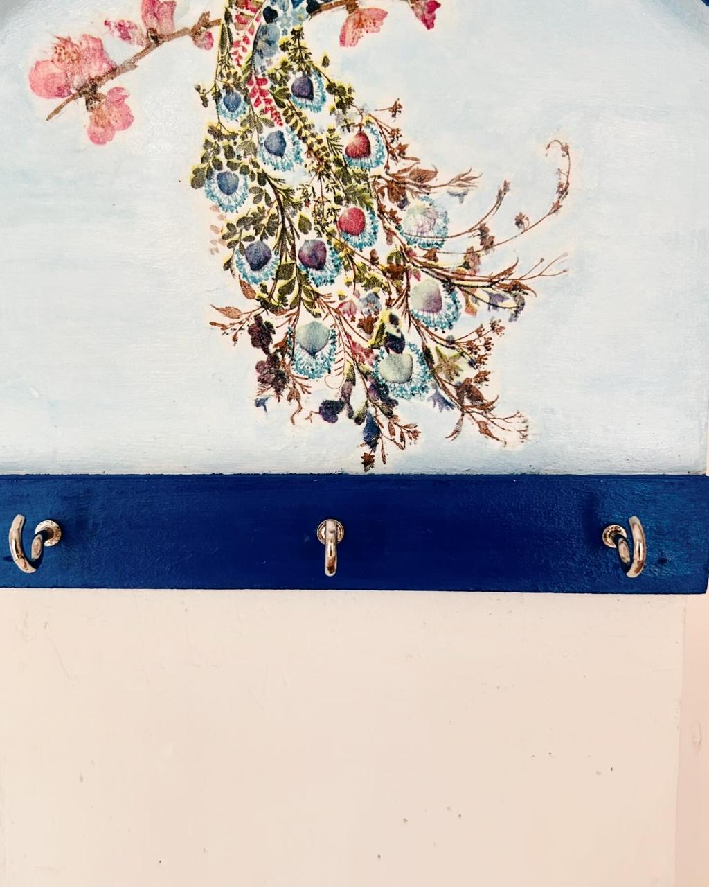 Hut Keyholder | Wall Key hanger for gifting | with 3 hooks | Royal blue Peacock