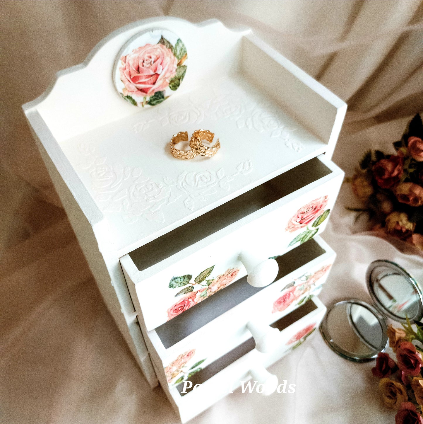 Shabby Roses Chest of Drawer