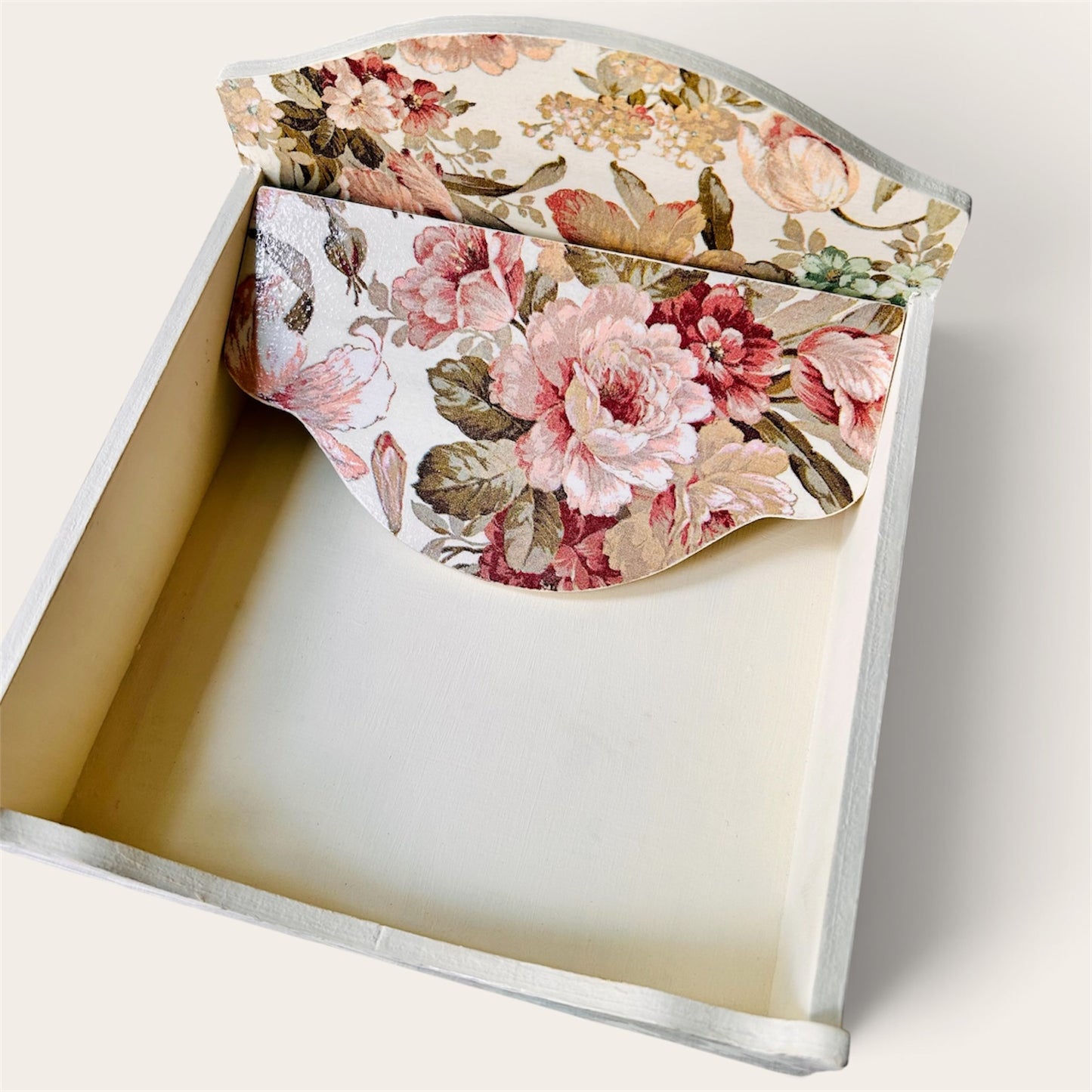 Beige Beauty - Floral Square Tissue Holder | Square Tissue Box