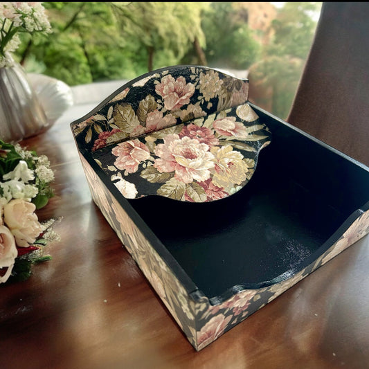 Dark beauty Square Tissue Box / Square Napkin Holder / Tissue Holder for Home Office Car