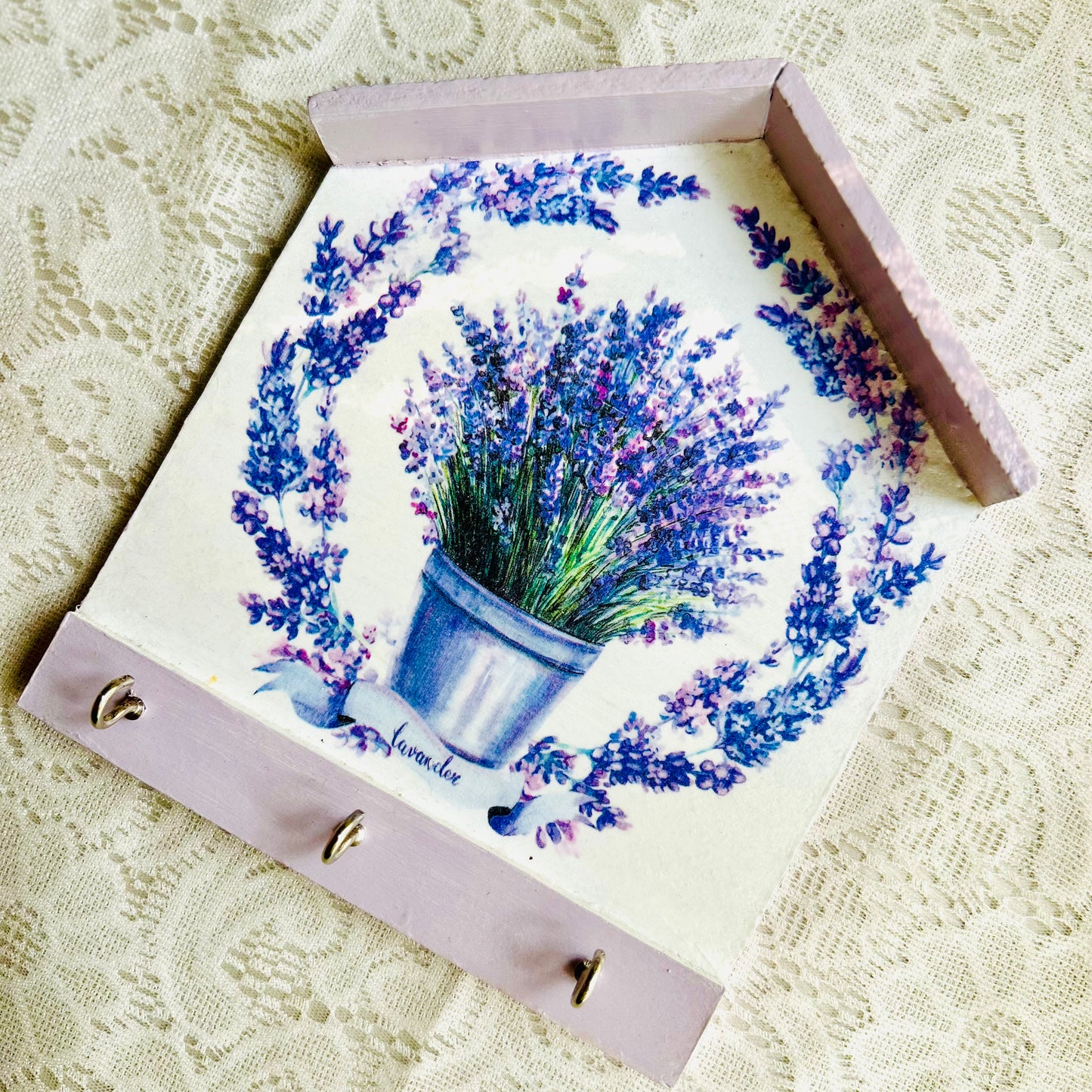 Lavendar Hut Keyholder | Wall Key hanger for gifting | with 3 hooks
