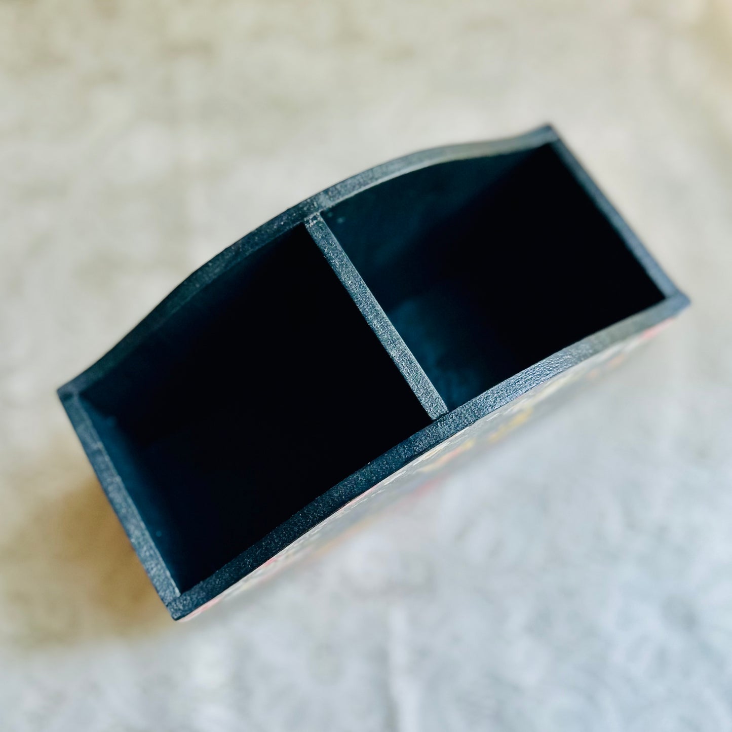 Dark Secret Cutlery Holder | Floral holder for cutlery, brushes , pens