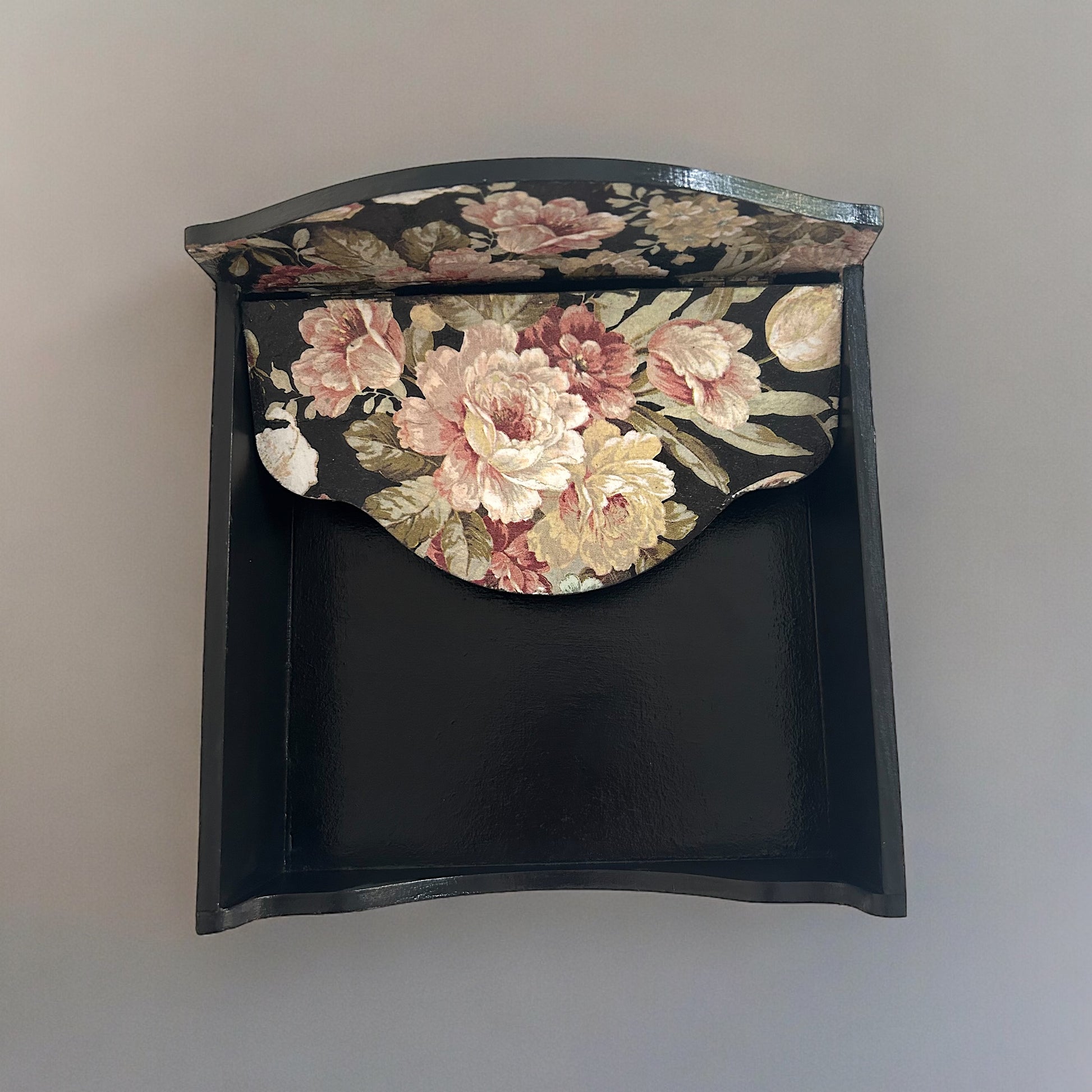  home decor gift / Floral Square Tissue Box / Square Napkin Holder / Tissue Holder for Home Office Car