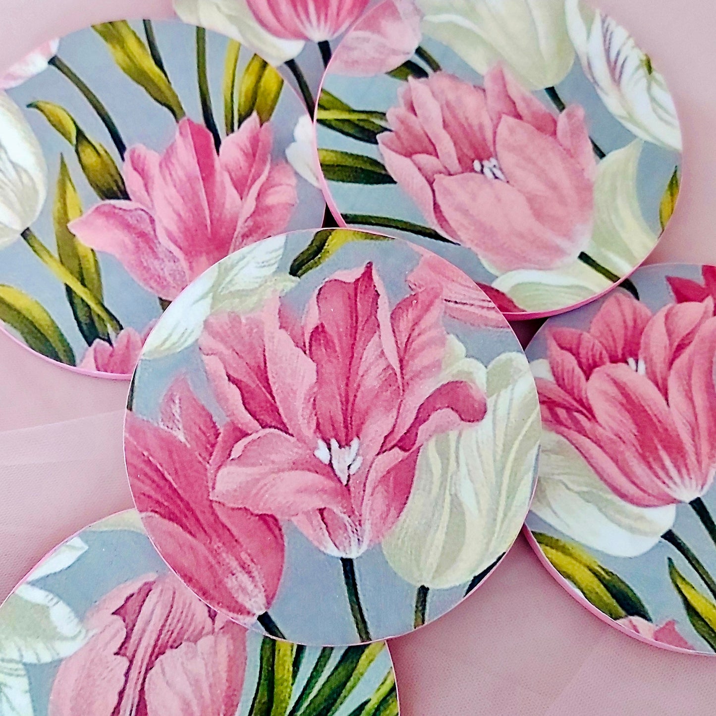 Pretty Lily Round Coaster set for cups, glasses