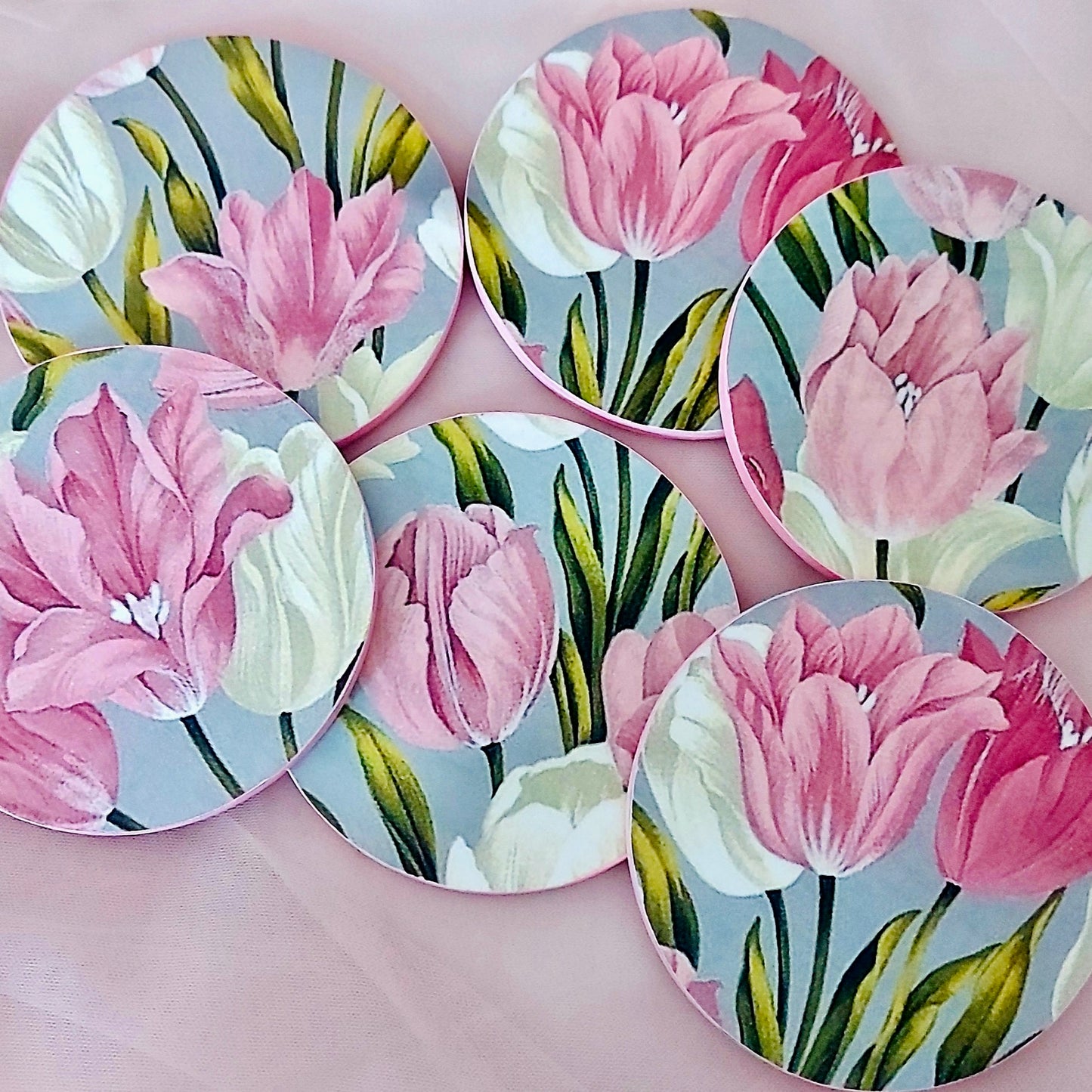 Pretty Lily Round Coaster set for cups, glasses