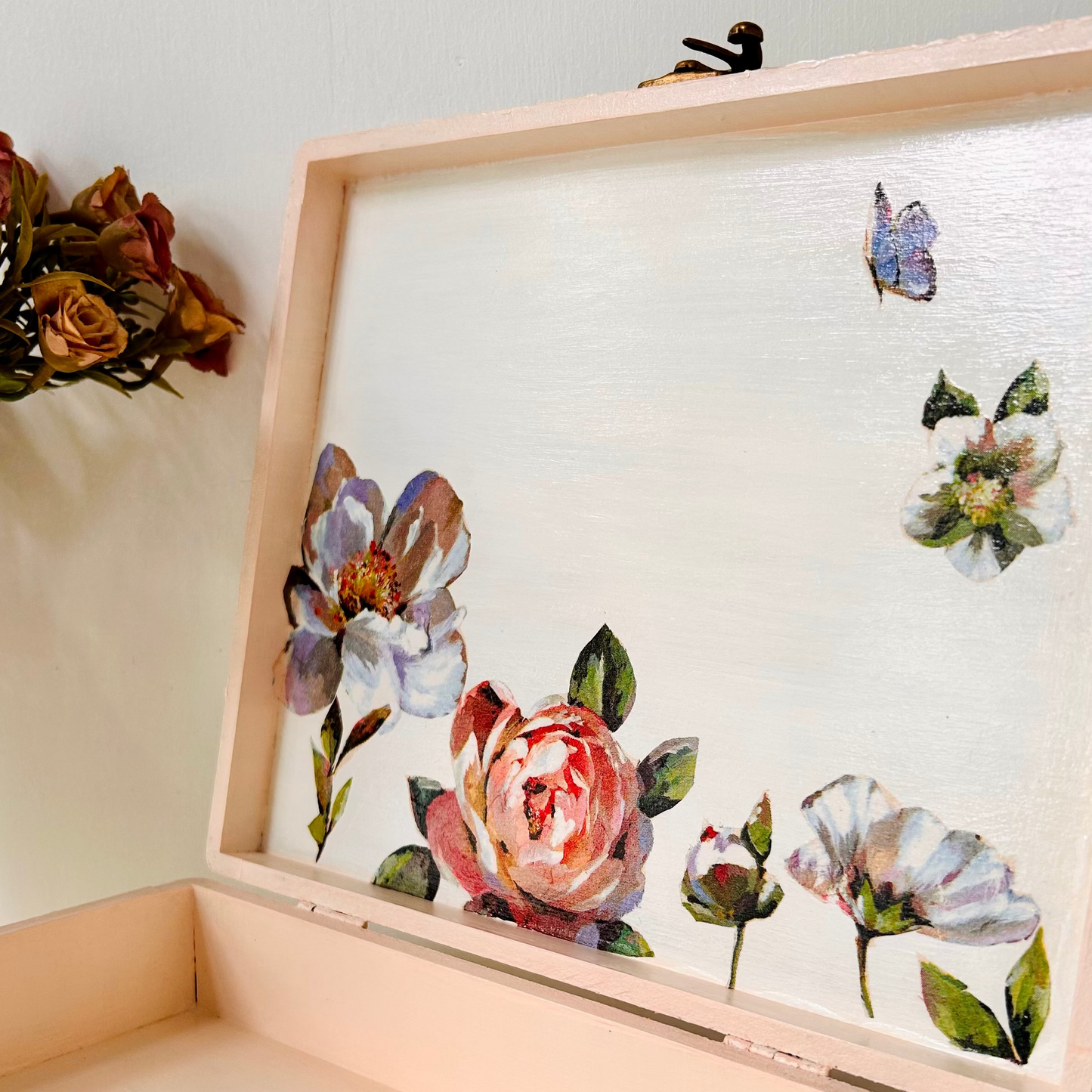Beige Peony Jewellery Box - Decorative Storage Box - Vintage style organiser