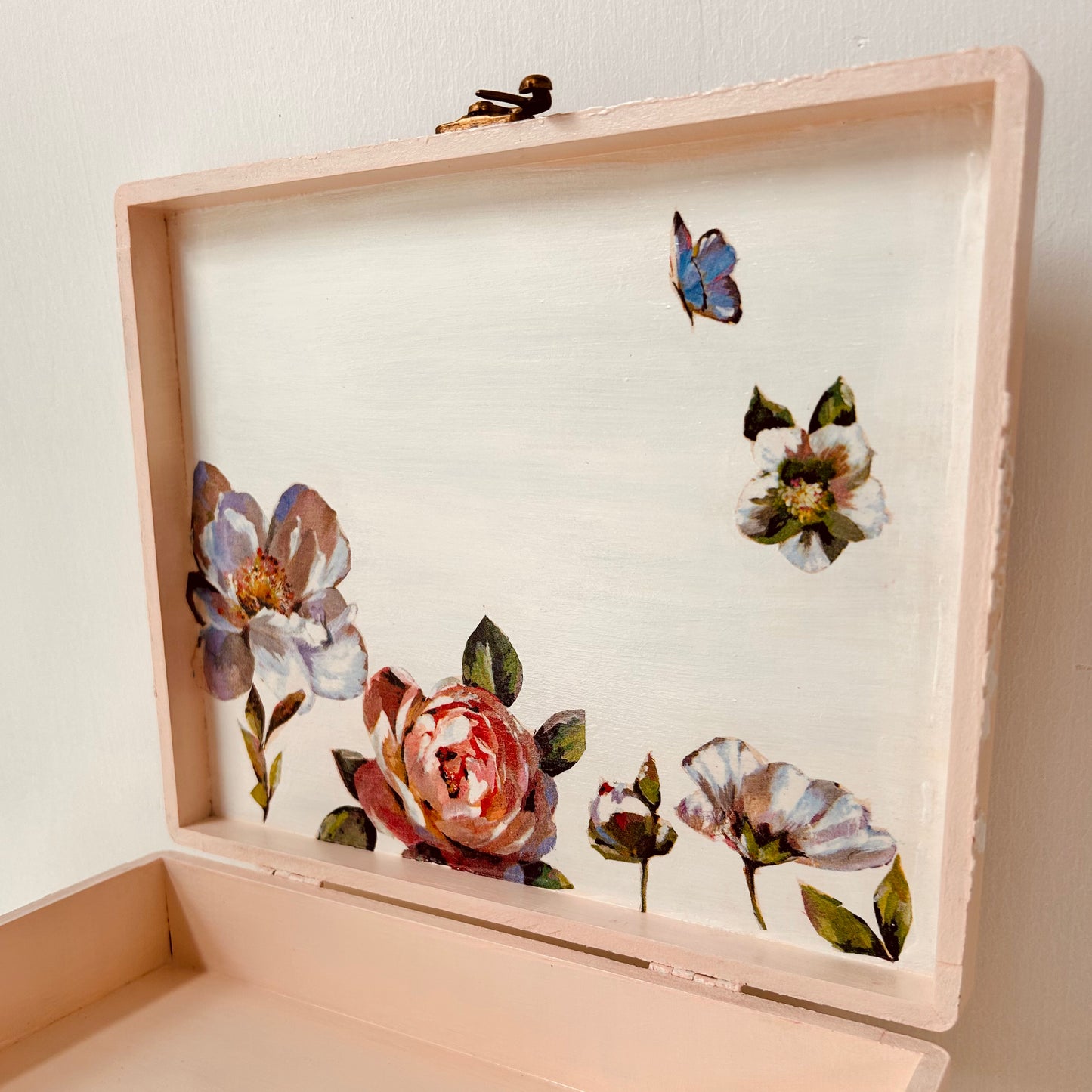 Beige Peony Jewellery Box - Decorative Storage Box - Vintage style organiser