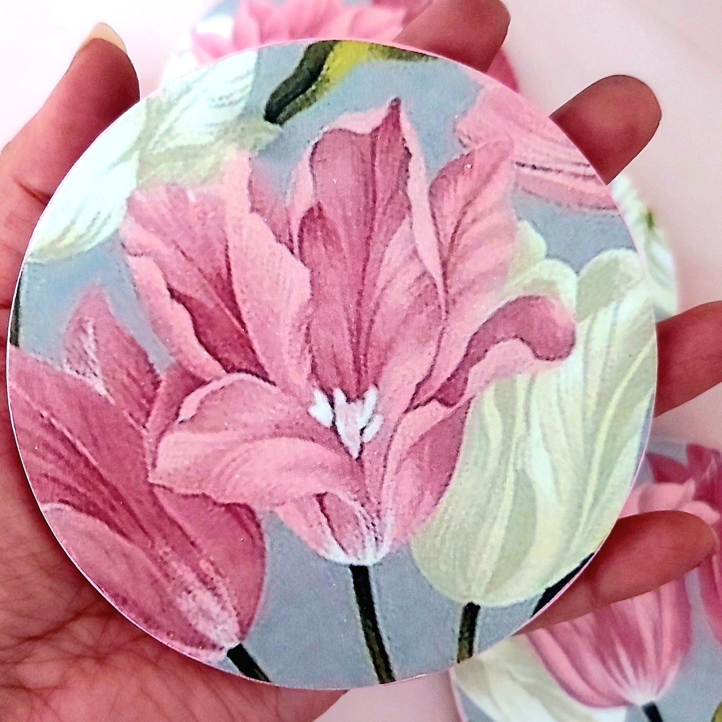 Pretty Lily Round Coaster set for cups, glasses