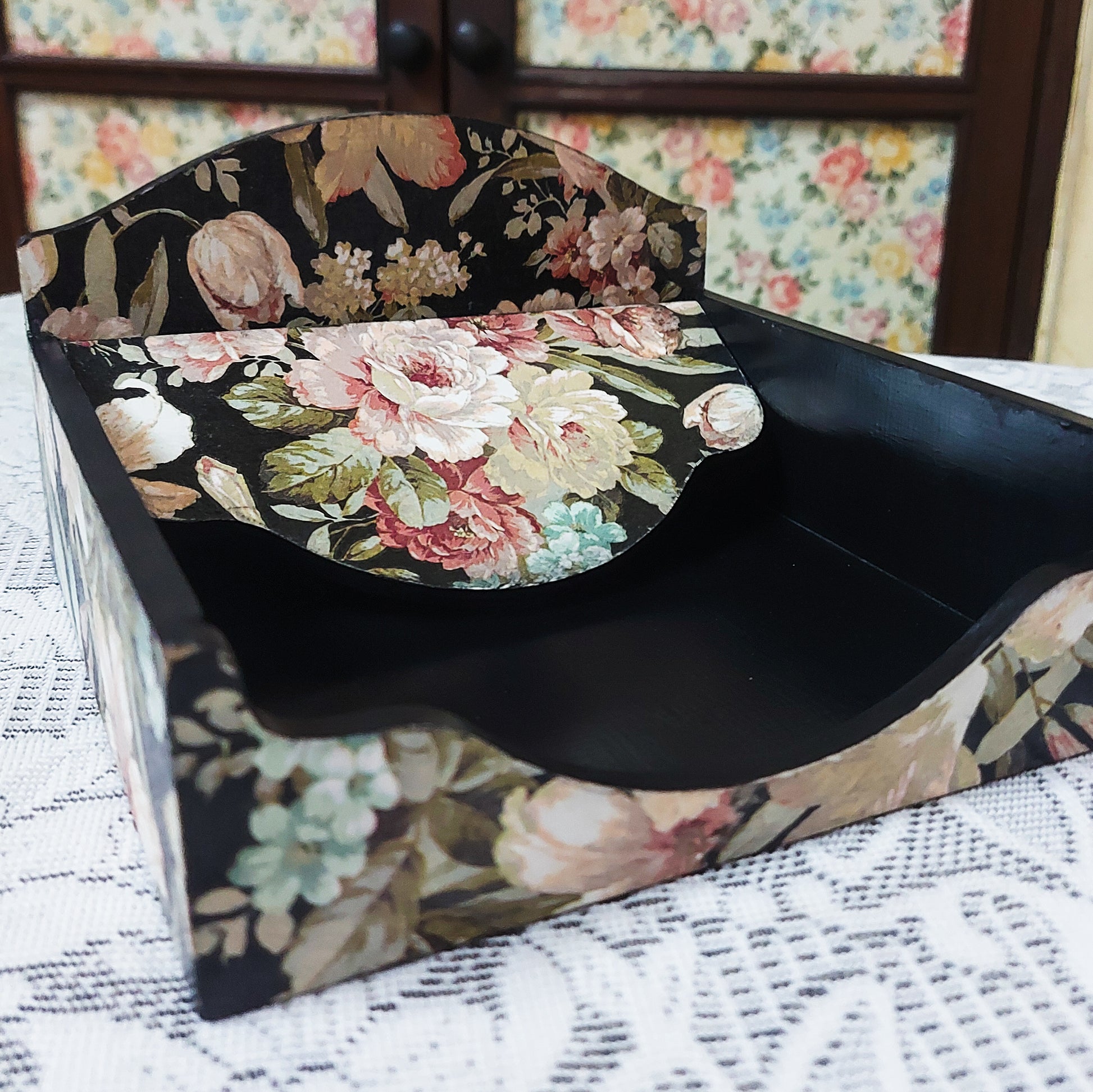 Floral Square Tissue Box / Square Napkin Holder / Tissue Holder for Home Office Car