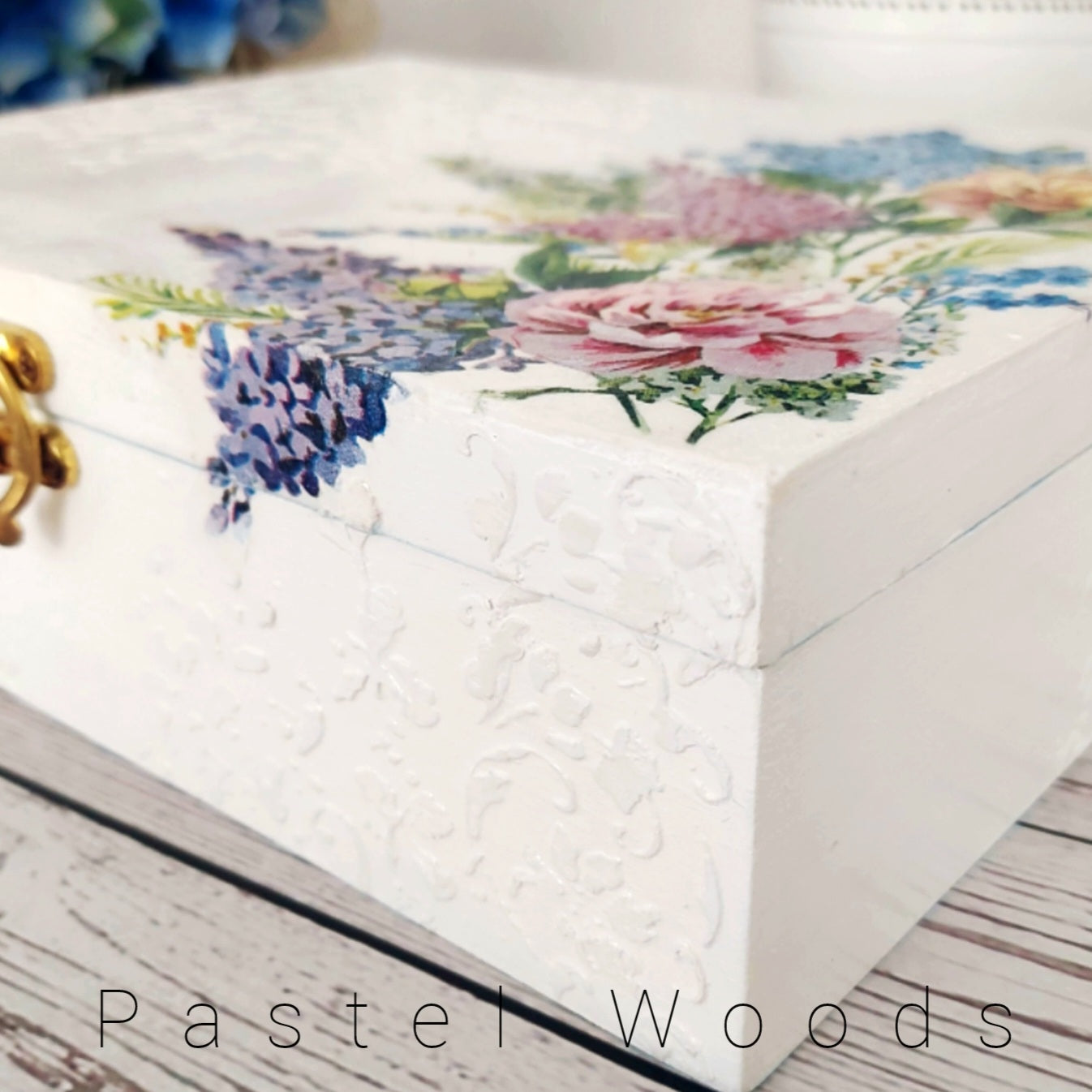 Sophisticated pretty box
