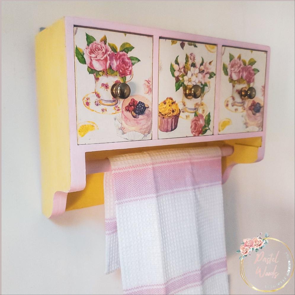 English tea kitchen roll hanger | Available only on Preorder